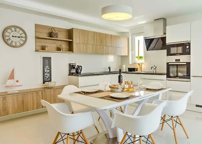 Vid By Interhome アパート ヴァンタシチ