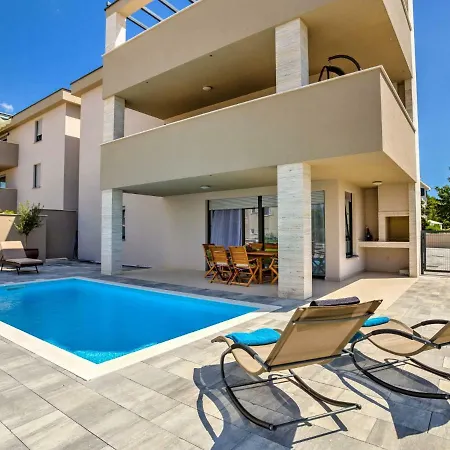 Apartament Vid By Interhome *